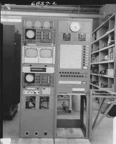 jenny_17_front1.jpg (369017 bytes)